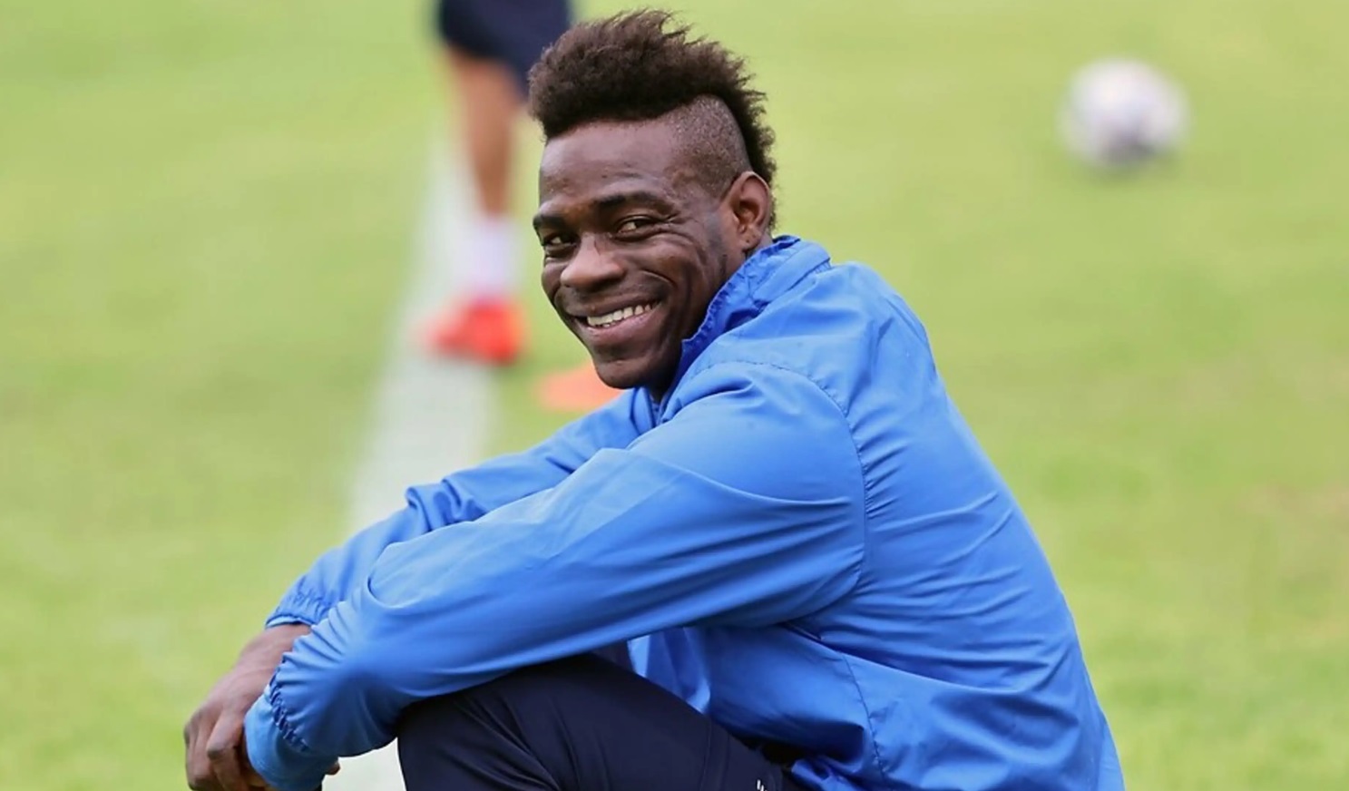 Balotelli sắp thoát cảnh thất nghiệp 1